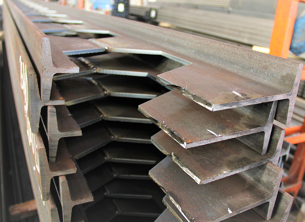 Petek Makas Çelik Konstrüksiyon Fabrika Kirişleri | SerMimar Çelik Yapı